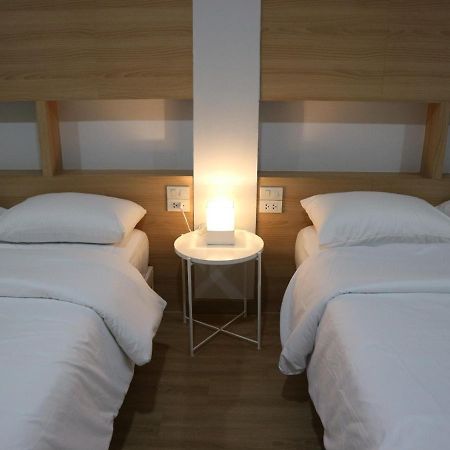 Boon Street Hostel Bangkok Zewnętrze zdjęcie