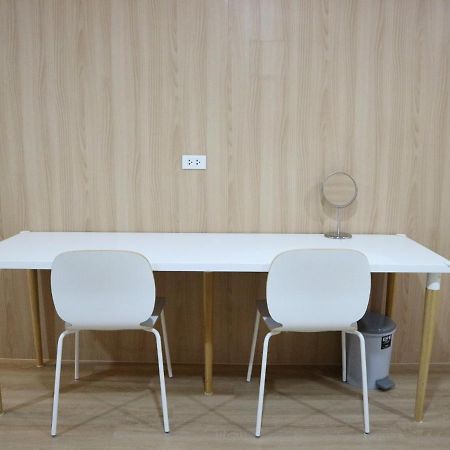 Boon Street Hostel Bangkok Zewnętrze zdjęcie